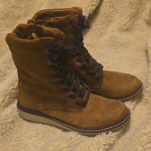Keen Brown Lace Up Boots
